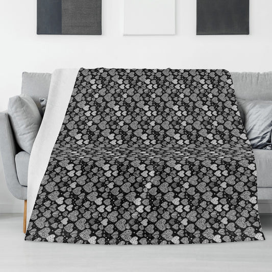 Black and White Hearts Flannel Breathable Blanket 4 Sizes DeRose Seasonal