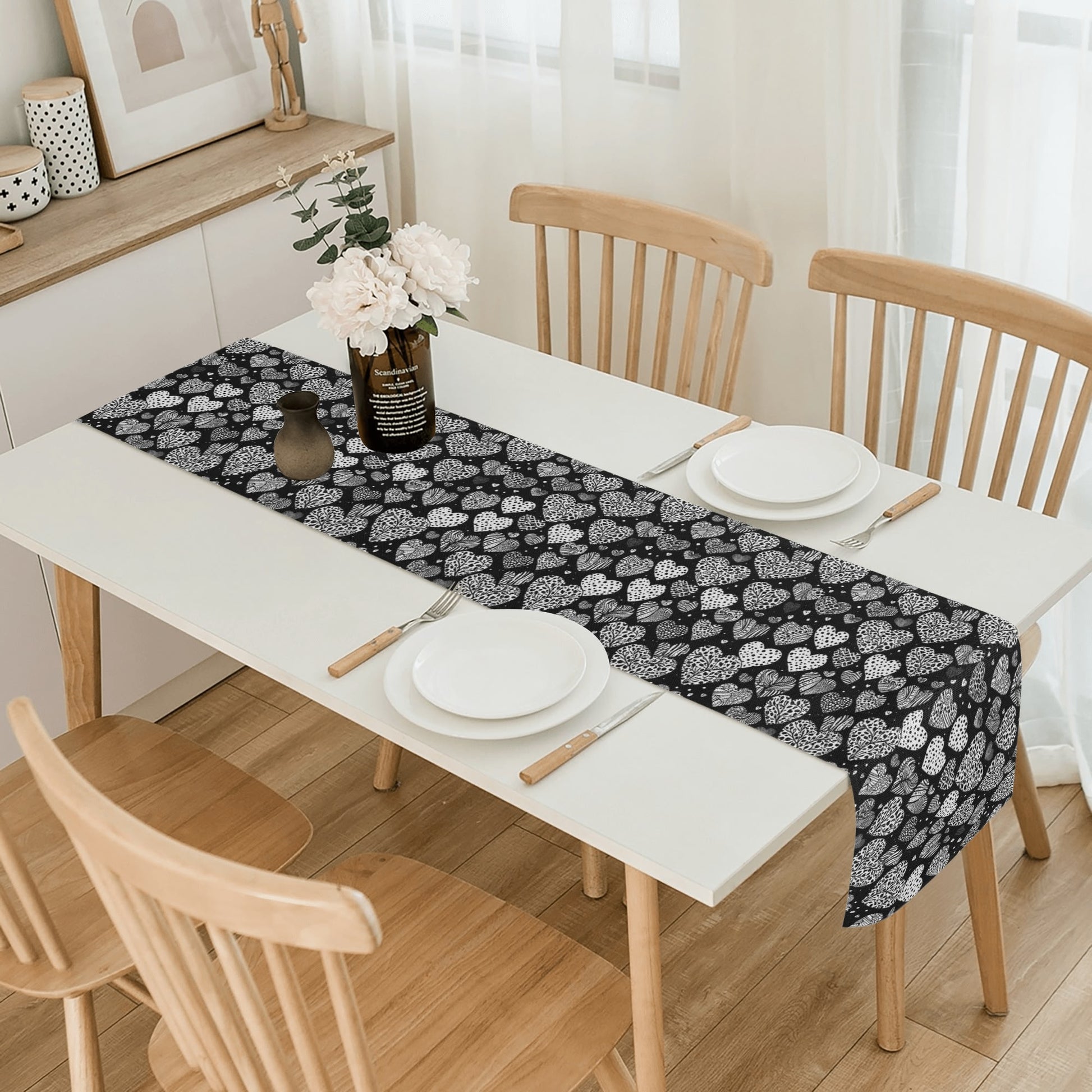 Black and White Hearts Polyester Table Runner DeRose Seasonal