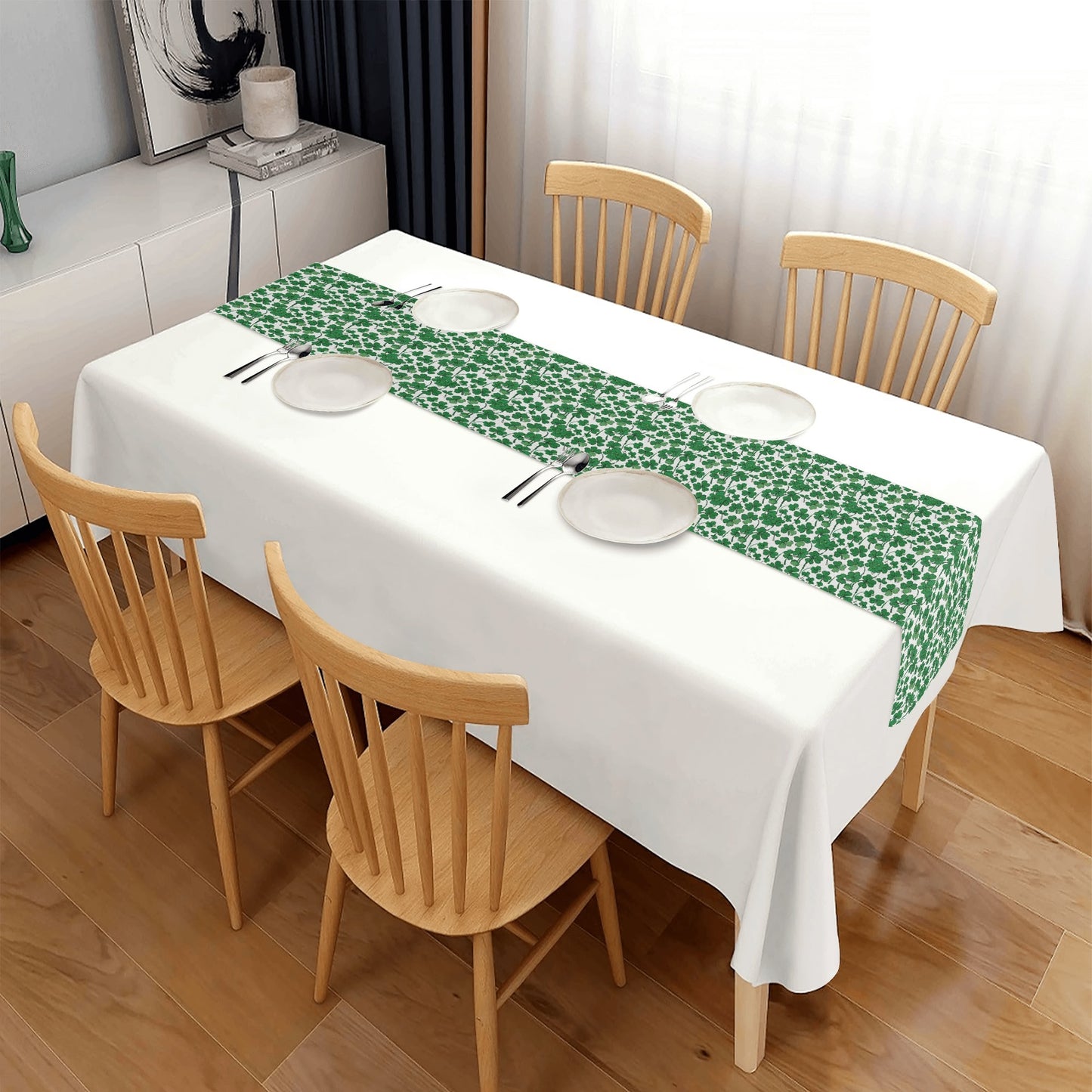 Little Clover Polyester Table Runner DeRose Seasonal