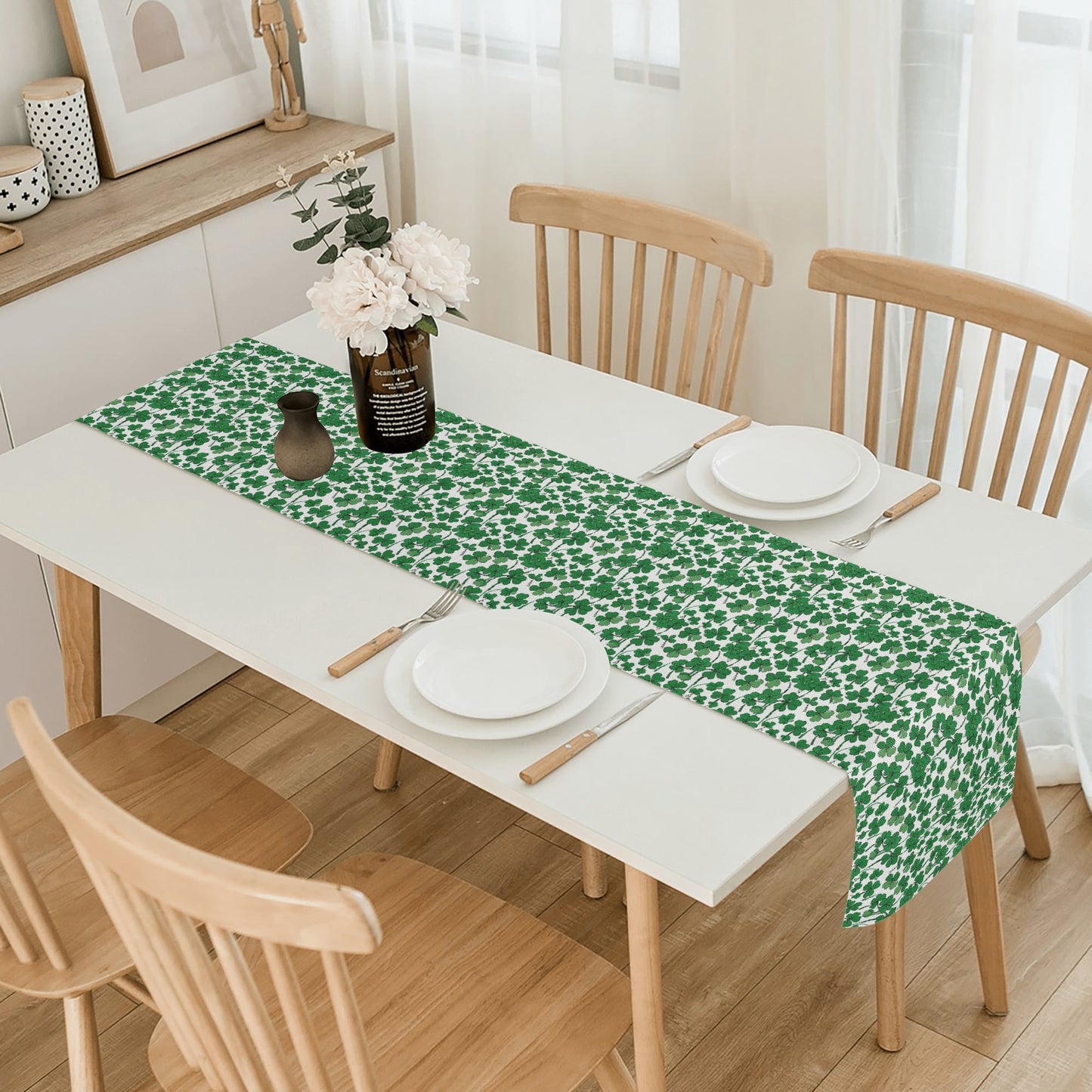 Little Clover Polyester Table Runner DeRose Seasonal