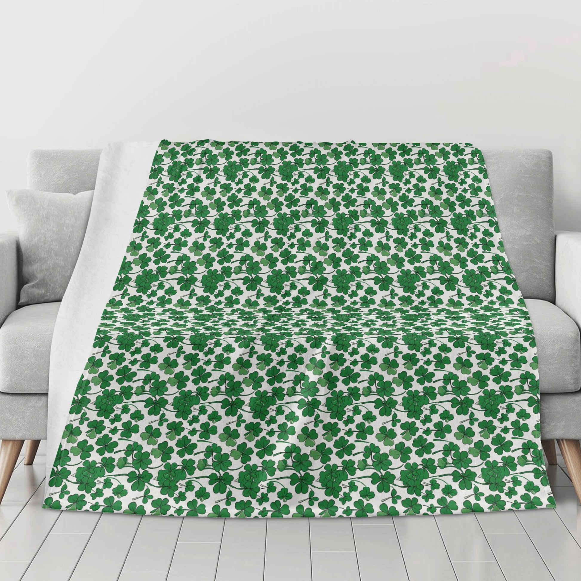 Little Clovers Flannel Breathable Blanket 4 Sizes DeRose Seasonal